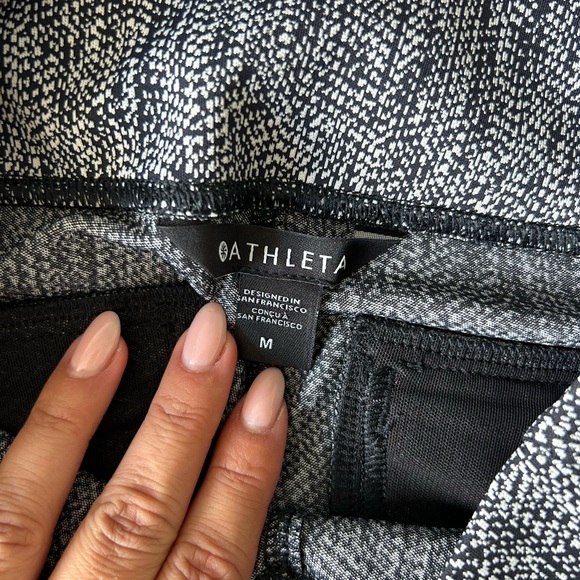 Like new dressed up leggings that look like dress pants - Picture 5 of 5